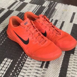 metcon 4 hyper crimson